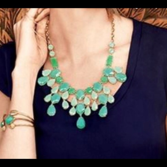 Stella and Dot Linden Statement Necklace - Picture 2 of 5